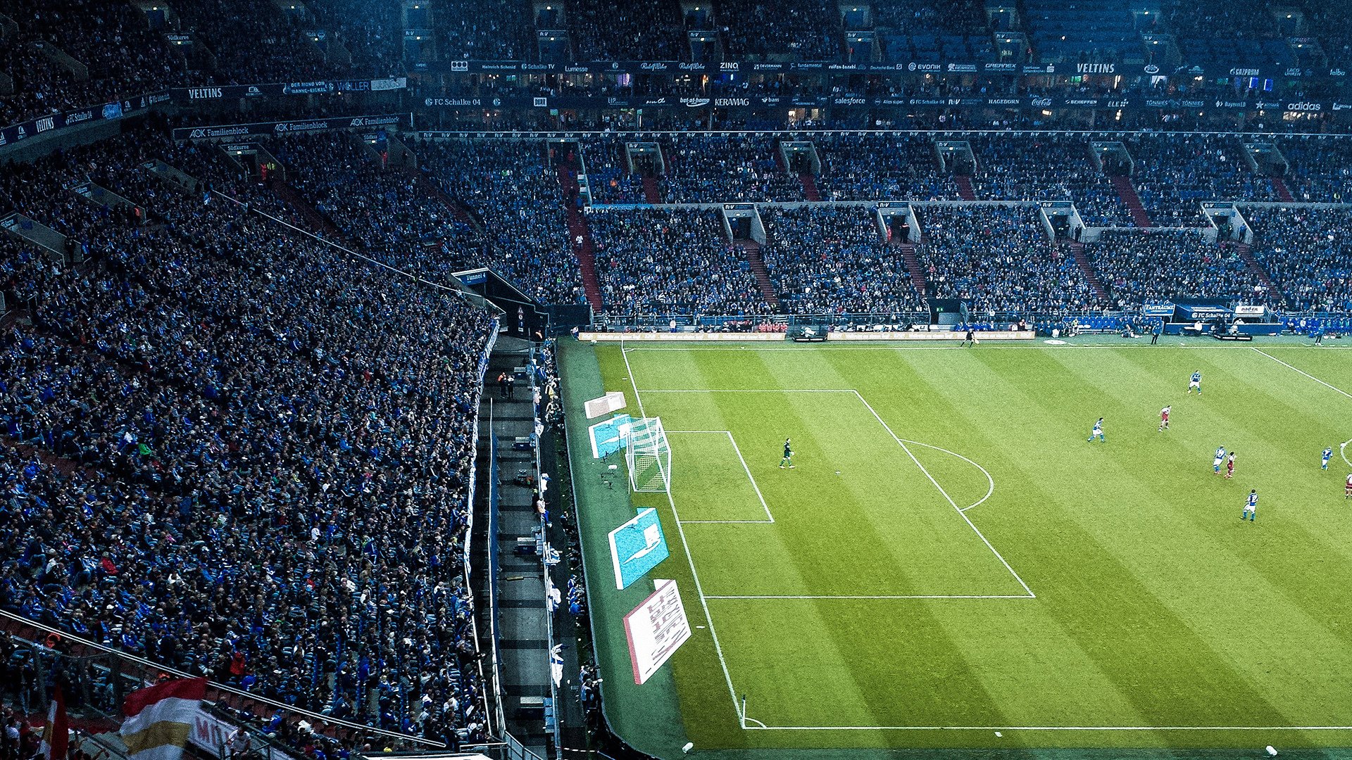 俱乐部与本地企业达成长期赞助协议保障运营资金,俱乐部的经营模式