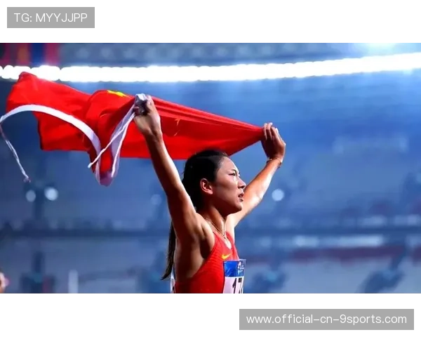 田径新星迅速崛起，百米圈再起风暴